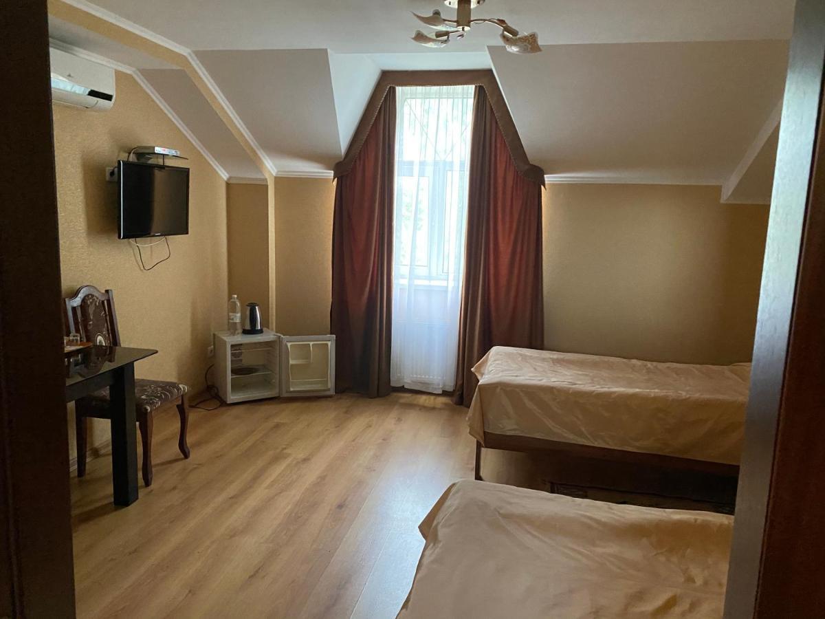Гостинний Маєток Otel Myla Dış mekan fotoğraf